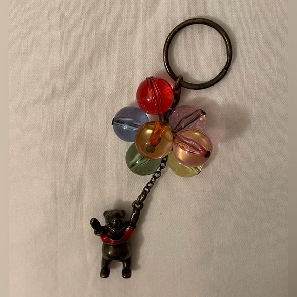 Disney’s Winnie the Pooh Key Chain - Picture 2 of 10